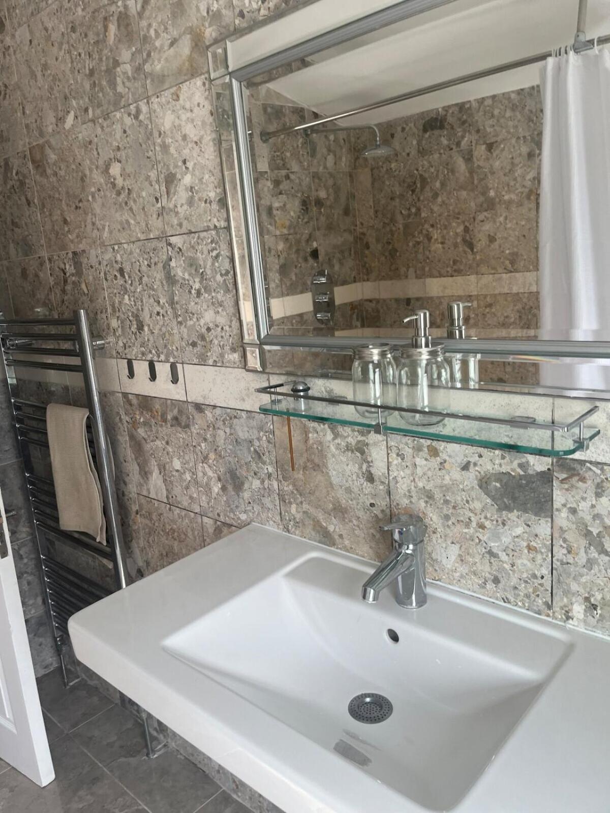 City Reach Retreat Spacious 4Bed House Startford Maryland Great Transport Links London Ngoại thất bức ảnh