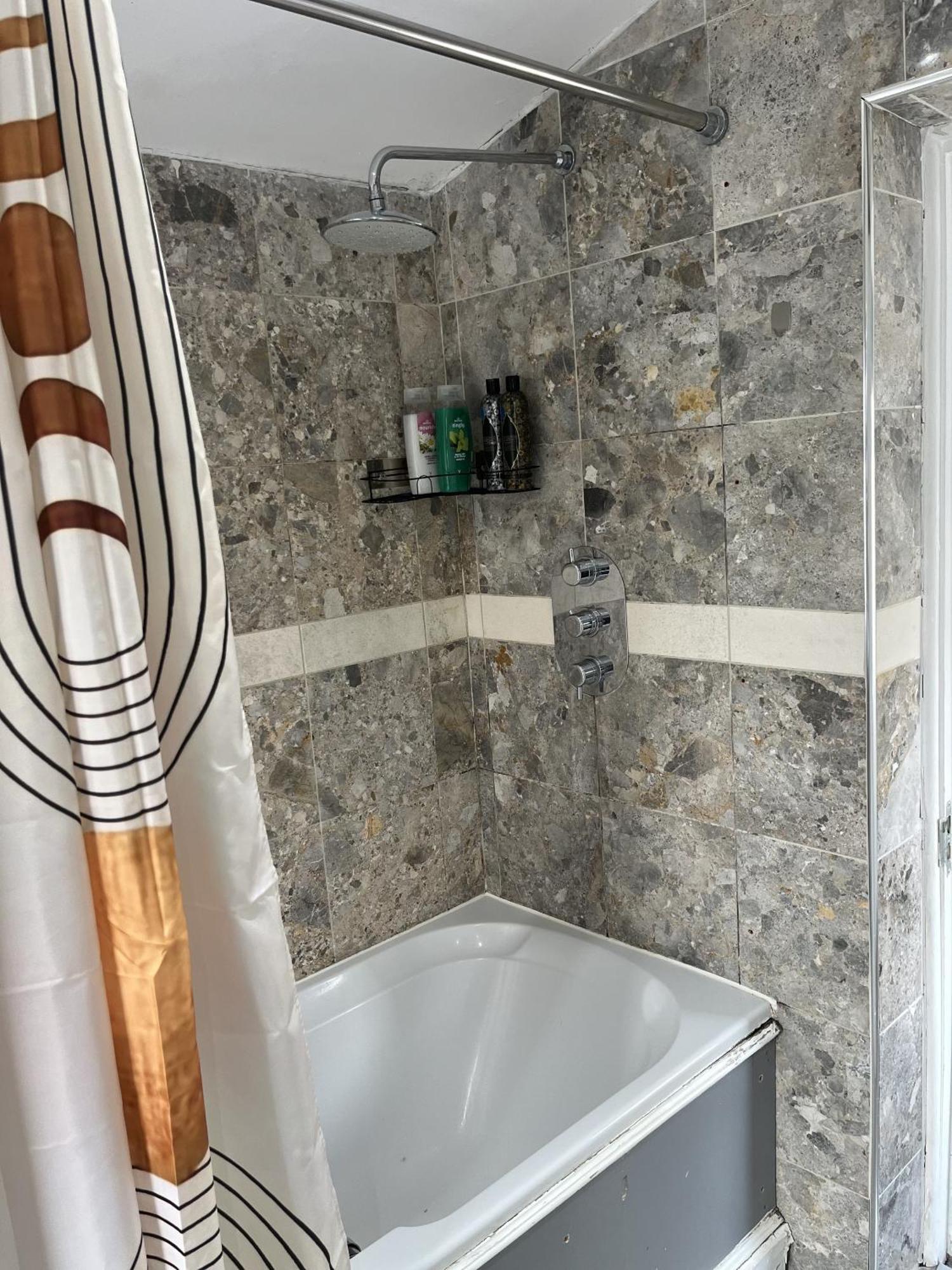City Reach Retreat Spacious 4Bed House Startford Maryland Great Transport Links London Ngoại thất bức ảnh